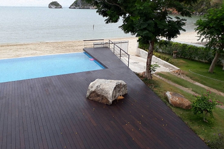Hansar Pranburi Hotel exterior